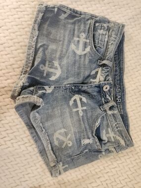 Vanilla Star Light Blue Anchor Print Denim Cutoff Shorts